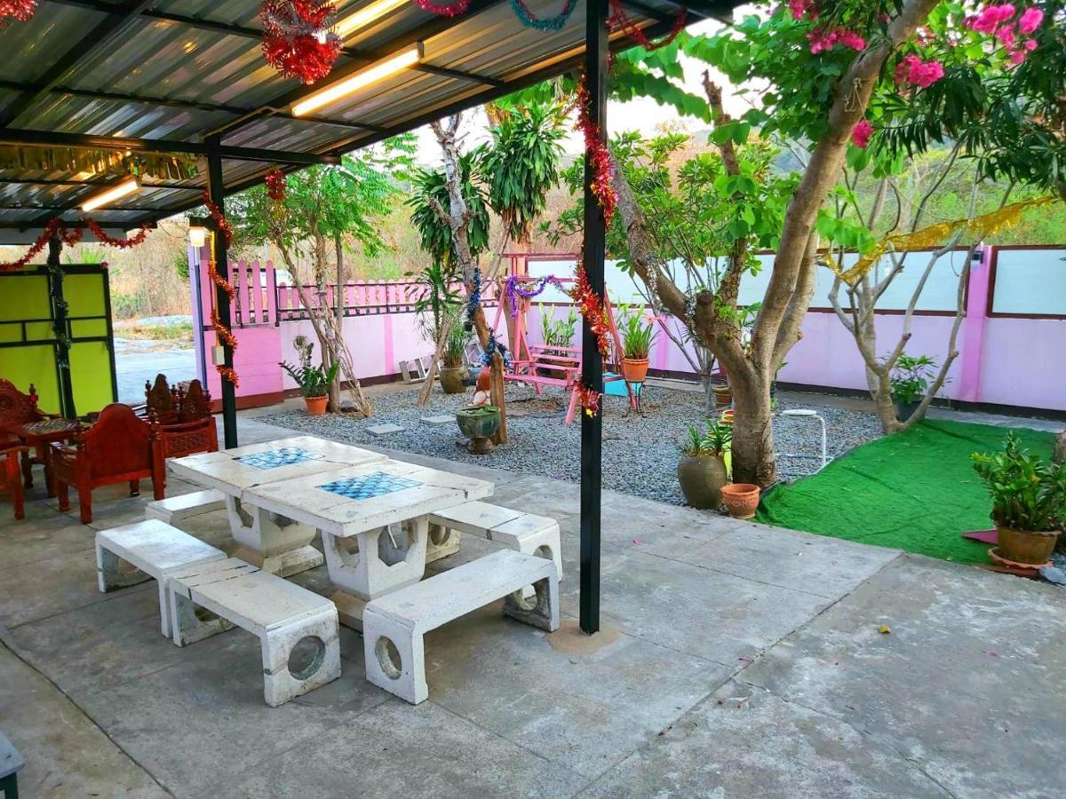 Wilailak Bungalow @ Koh Srichang Ko Si Chang Zewnętrze zdjęcie