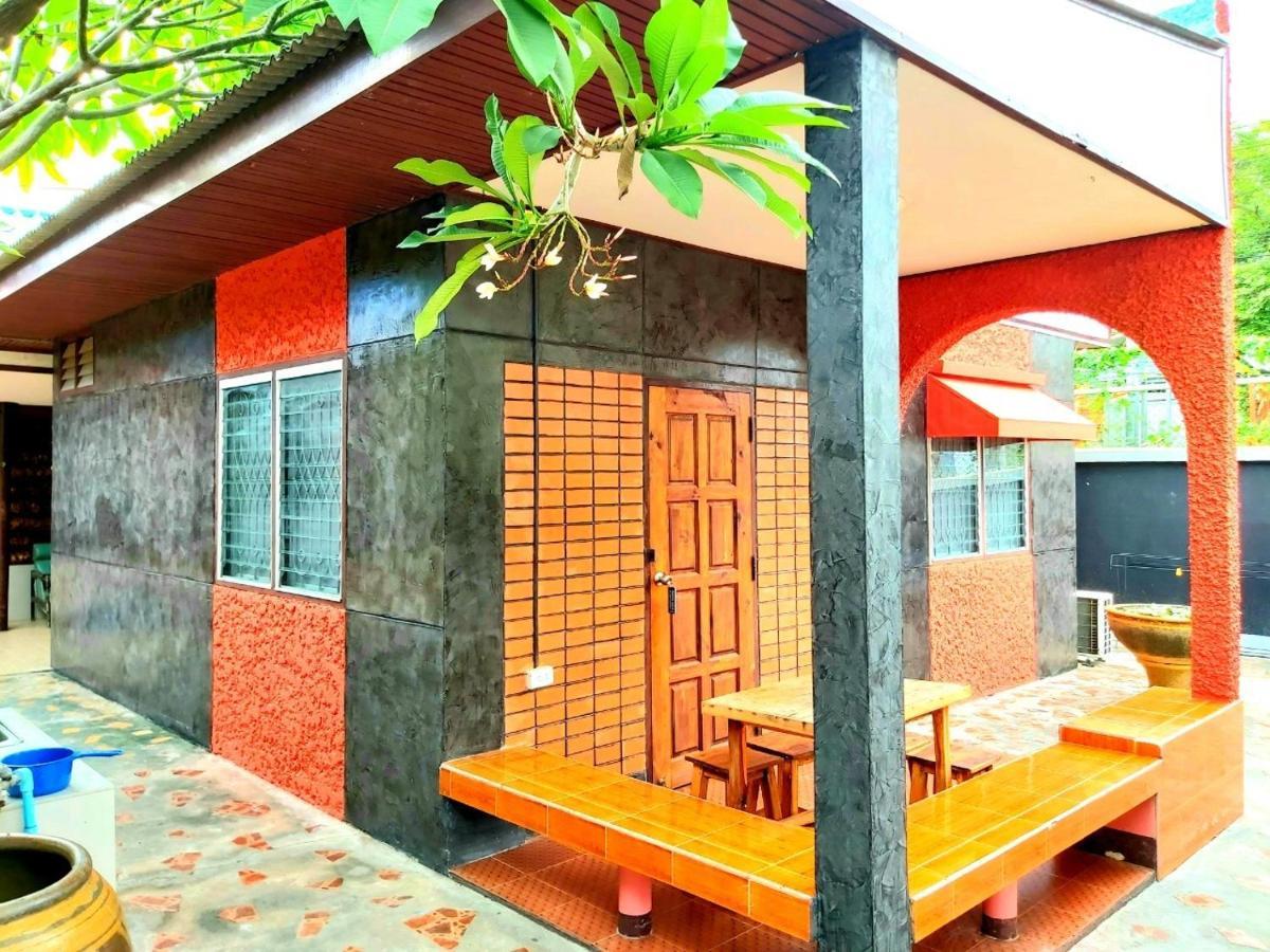 Wilailak Bungalow @ Koh Srichang Ko Si Chang Zewnętrze zdjęcie